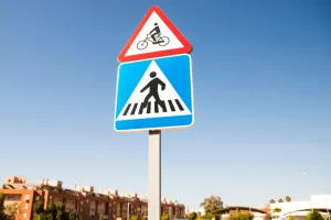 Señalización de Paso Peatonal: Movilidad Segura